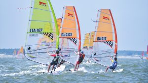 Adriatico Wind Club: vivere tra le onde