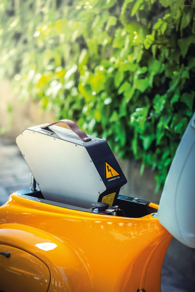 Alex Leardini, fascino elettrico