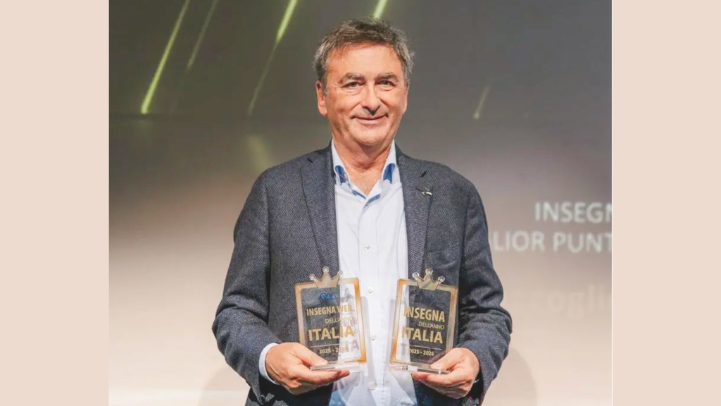 Sabbioni e il doppio premio 'Insegna dell'anno'