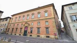 Palazzo Lazzarini: il palazzo del seminario a Pesaro