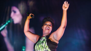 Ariane Diakit, voce in tour