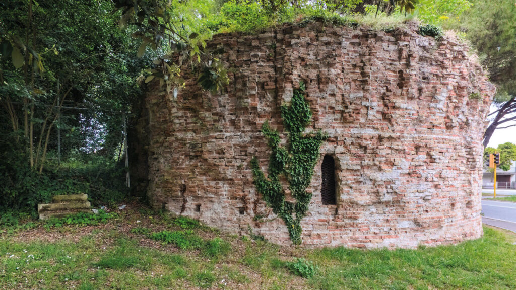 Mura di Ravenna monumento diffuso